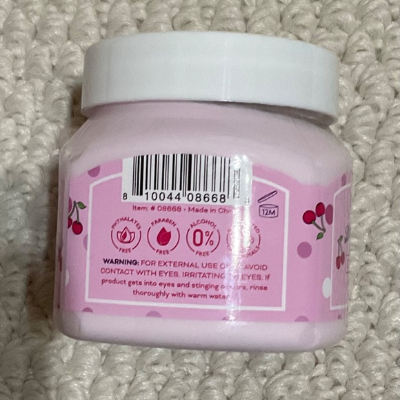 The Spathecary Black Cherry Merlot  Body Butter with Collagen 🍒 🍷 - Picture 3 of 4